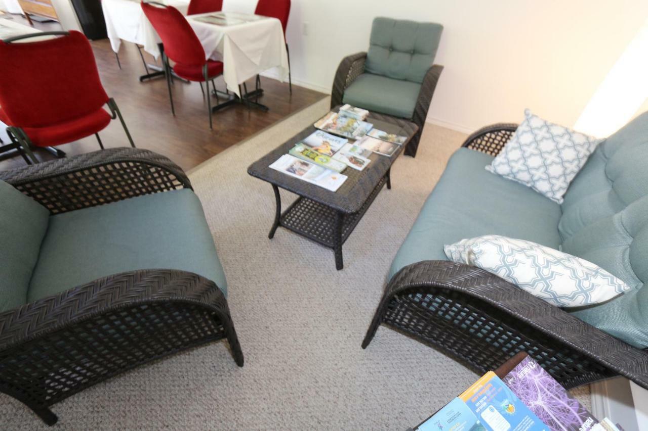 Cedar Drive Inn Crysler Zewnętrze zdjęcie